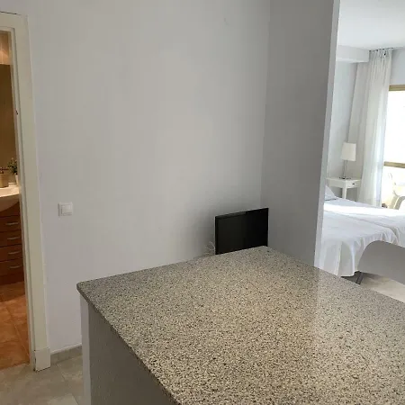 Appartement Estudio Primera Linea 50 Mtrs Playa. Fibra 600mb Marbella
