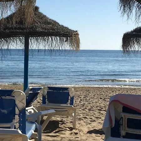 Estudio Primera Linea 50 Mtrs Playa. Fibra 600mb マルベーリャ