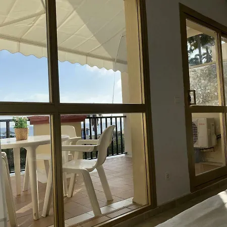Daire Estudio Primera Linea 50 Mtrs Playa. Fibra 600mb Marbella