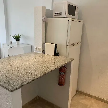 Estudio Primera Linea 50 Mtrs Playa. Fibra 600mb Daire Marbella